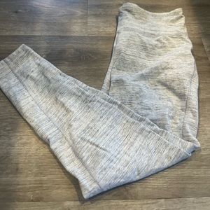 Gap Fit yoga pants in light heather gray. Worn just a few times. Size large